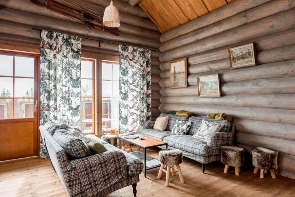 Log Cabin In Nature - Situated In Trillevallen- Are Undersaker Bagian luar foto