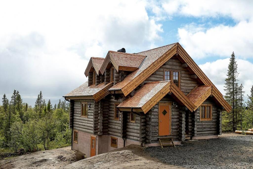 Log Cabin In Nature - Situated In Trillevallen- Are Undersaker Bagian luar foto